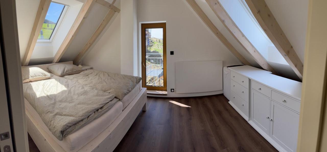 U Kralika, Apartman H, 3 Samostatne Loznice - Mezonet, Vlastni Parkovani, 50 Metru Od Vleku , Vysousece Bot V Lyzarne Dolni Morava Ngoại thất bức ảnh